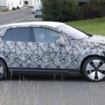 Mercedes-Benz EQE Spied For The First Time - Electric Equivalent To The GLE (4)