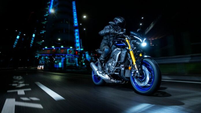 2022 Yamaha MT-10 SP India Launch price Specs (2)