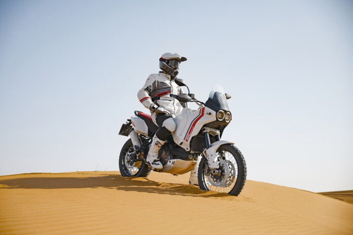 All New Ducati Desert X India Launch price Specs (4)