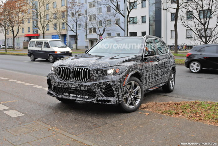 2023 BMW X5 Spied Testing With Multiple Powertrain Options (2)