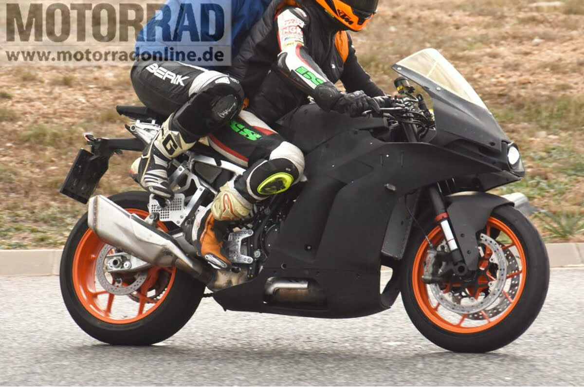 KTM RC990 Spotted Testing