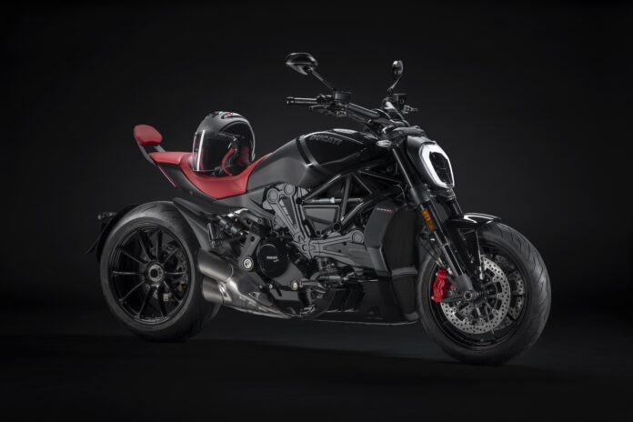 2022 Ducati XDiavel Nera Limited Edition Launched! (1)