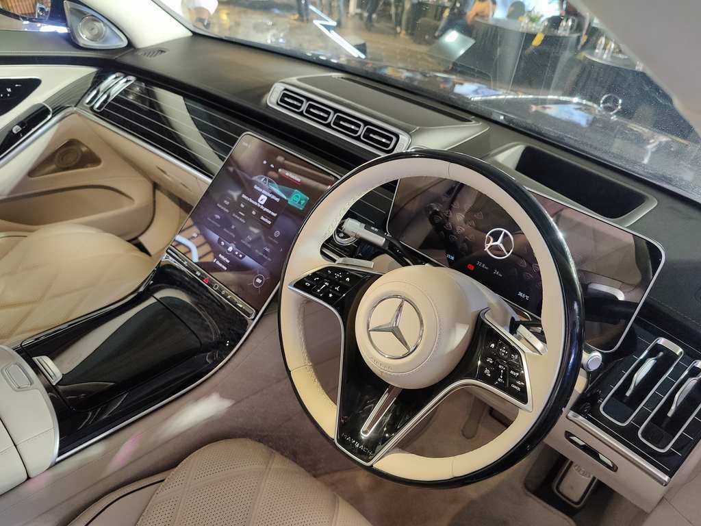 2022 Mercedes S-Class Maybach Launched In India - Two Variants (6)