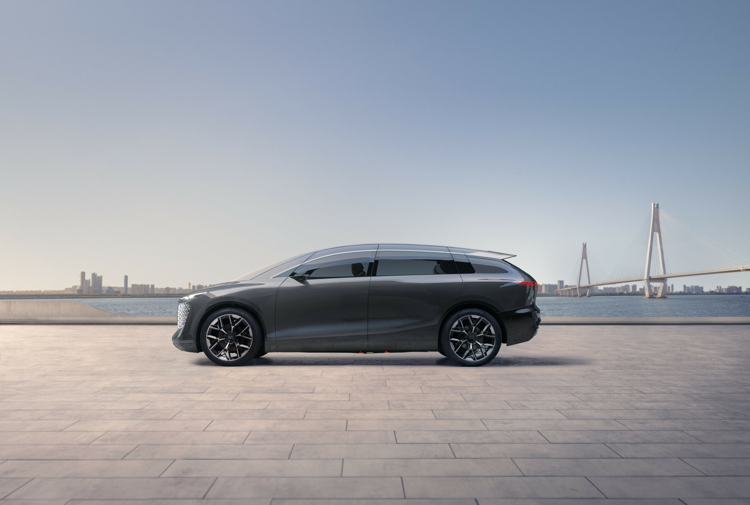 Audi Urbansphere Concept Car Is An Electric MPV For The Future!