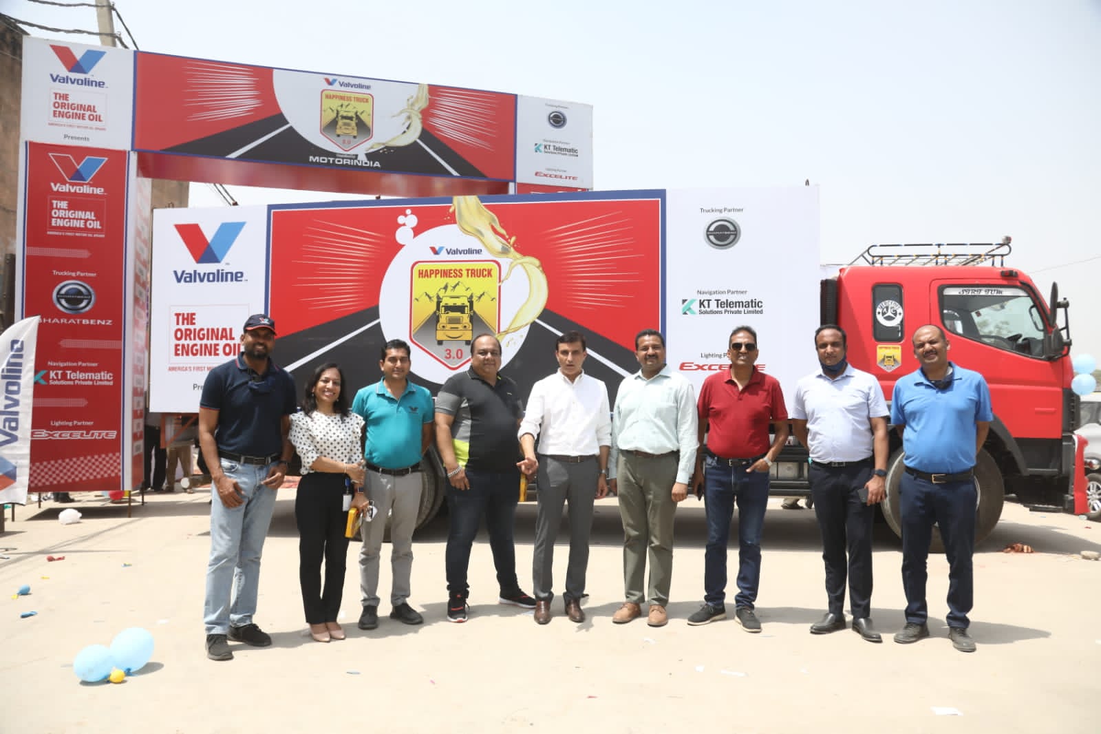 Valvoline Cummins Happiness Truck Launched All India Tour!