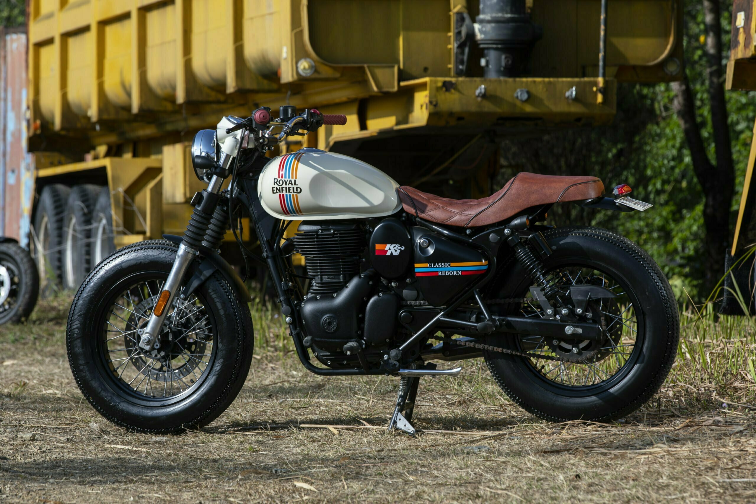 Royal Enfield Custom World Programme For Classic 350 (3)