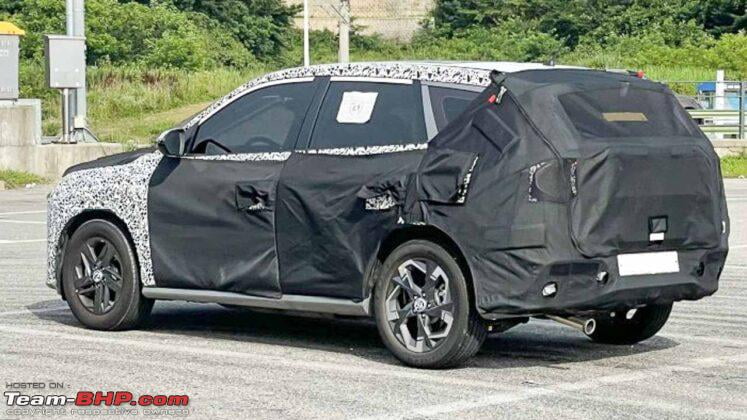 Hyundai MPV Will Be Rebadged Version Of The Popular Kia Carens (1)
