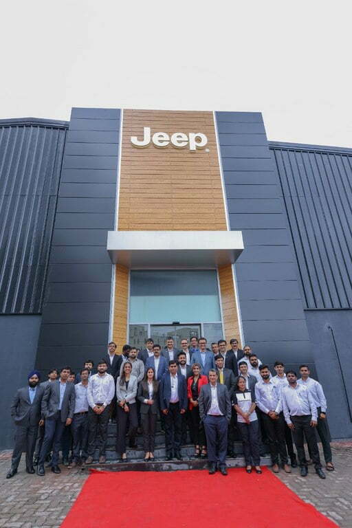 Jeep India Inaugurates Brand New Showroom In Navi Mumbai! (1)