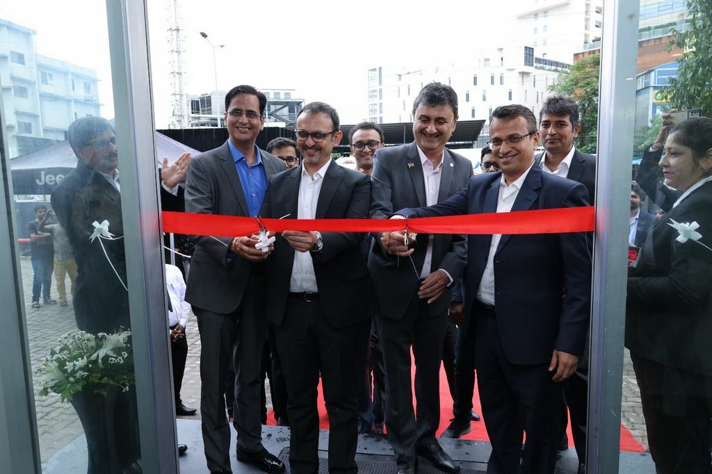 Jeep India Inaugurates Brand New Showroom In Navi Mumbai! (2)