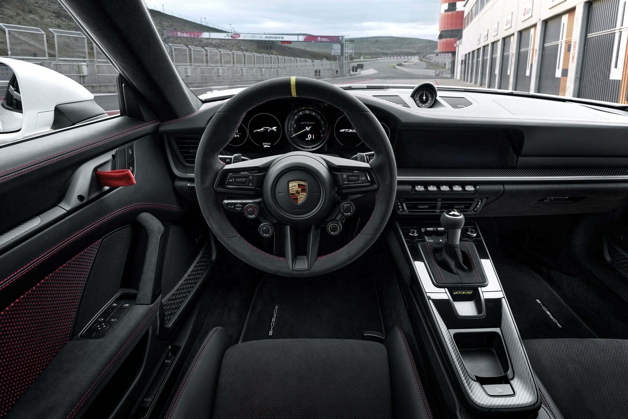 New 2022 Porsche 911 GT3 RS Revealed (3)