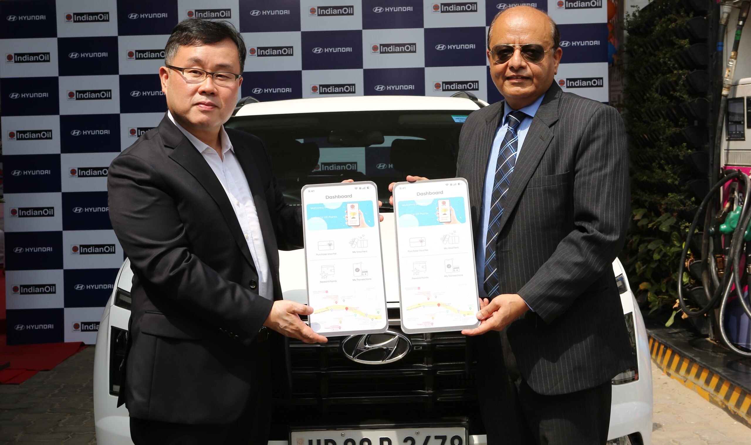 Hyundai Announces First In-App Digital Services For Parking And Fuel Purchase