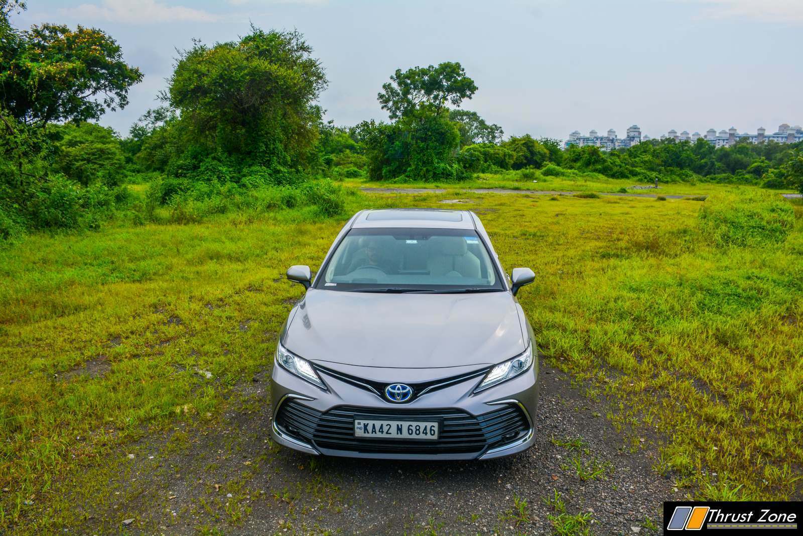 2022-Toyota-Camry-Hybrid-India-Review-11
