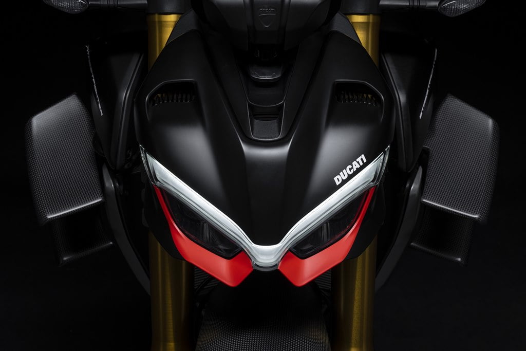 MY23_Ducati_Streetfighter_V4SP2 