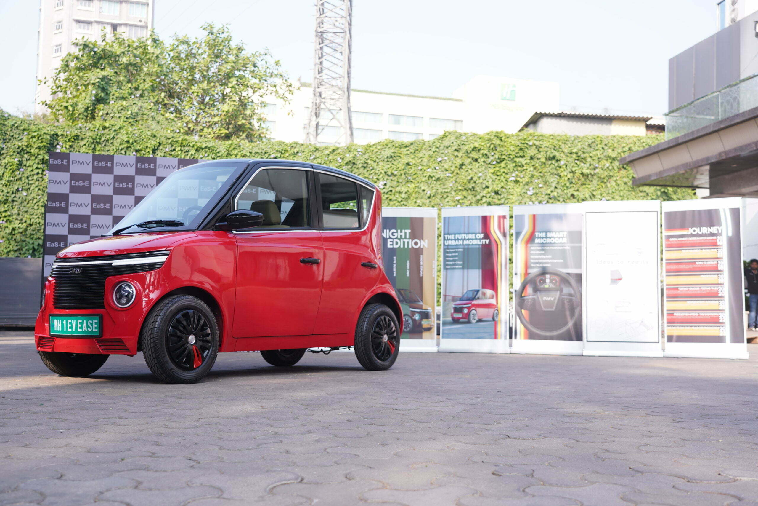PMV Electric Car EASE - Could Be India's Smallest 4W EV (1)