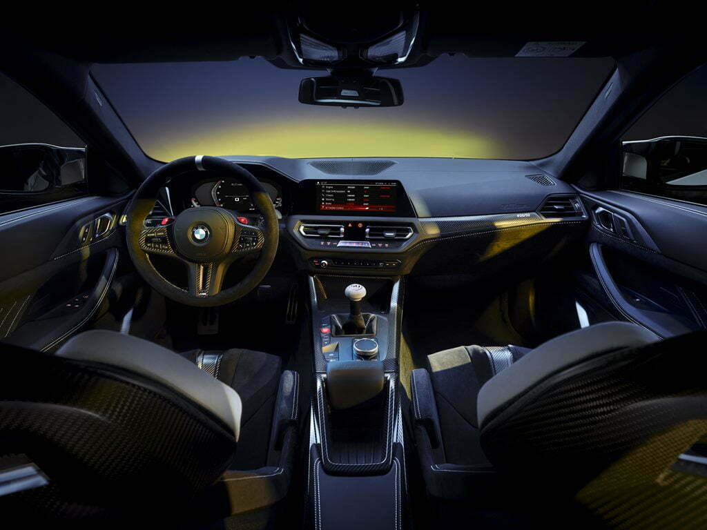 2023-BMW 3.0 CSL (1)