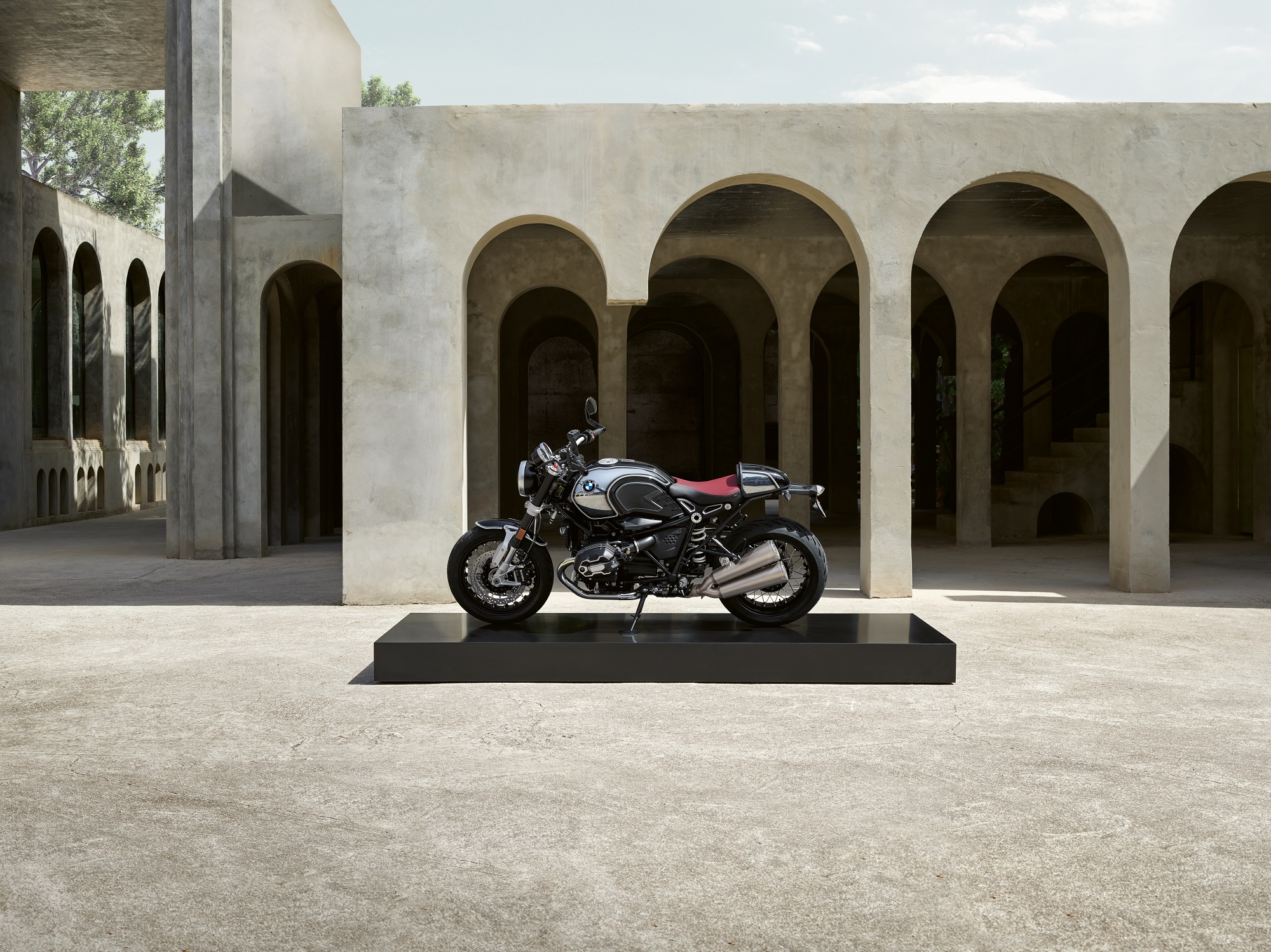 BMW R nineT 100 Years & R18 Limited Edition Make It To India! (2)