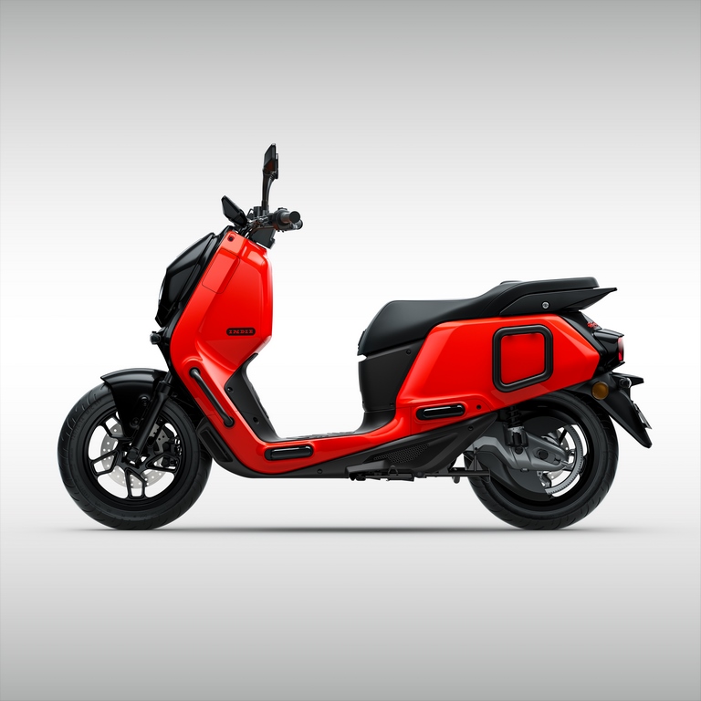 River Indie Electric Scooter Launched With High Ground Clearance (4)
