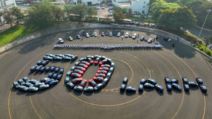 Tata Sold 50 Lakh Cars In 25 Year - Last 10 Lakhs In Pandemic! (1)