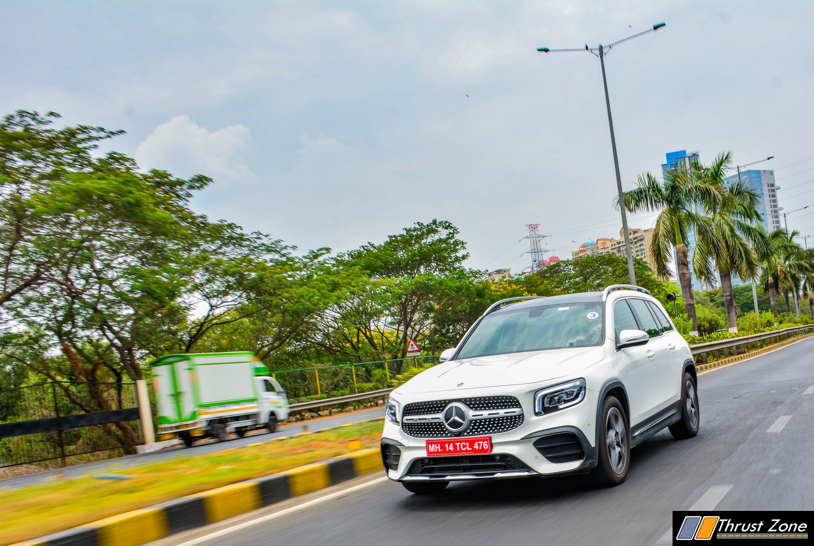 2023-mercedes-glb-india-review-1