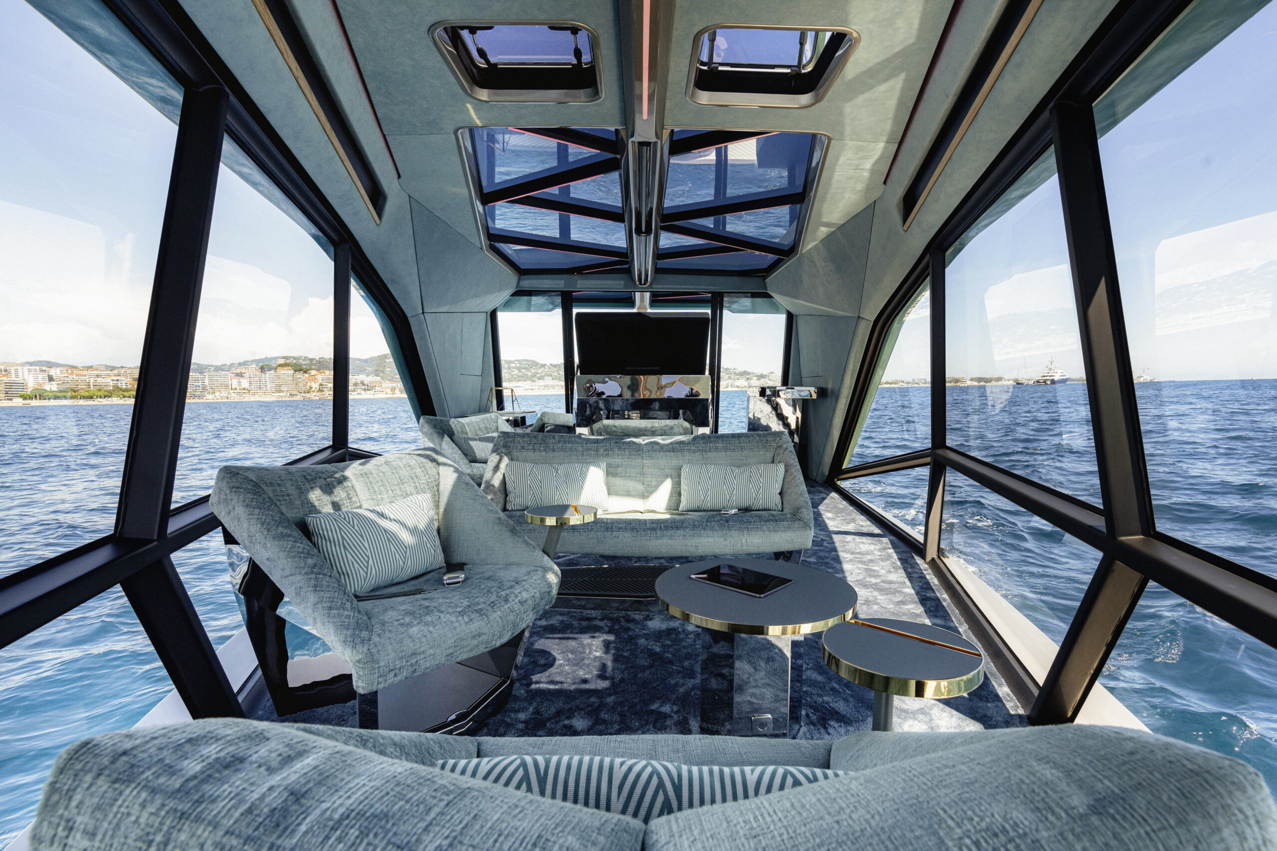 BMW And Tyde Flagship Mobility On Water - The Sustainable Yacht - ICON (1)