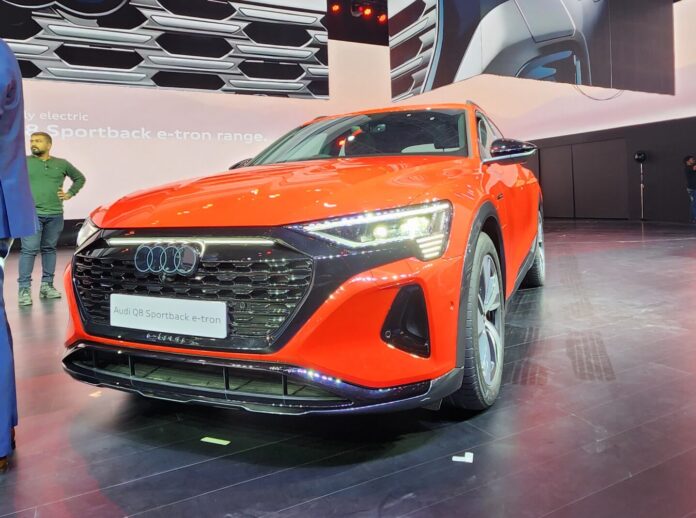 2023 Audi Q8 Etron Facelift Launched In India With More Of Everything (6)