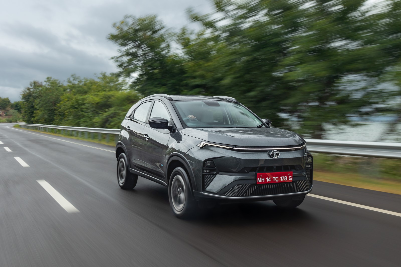 2023 Tata Nexon EV Facelift Launched At A Great Price! (1)