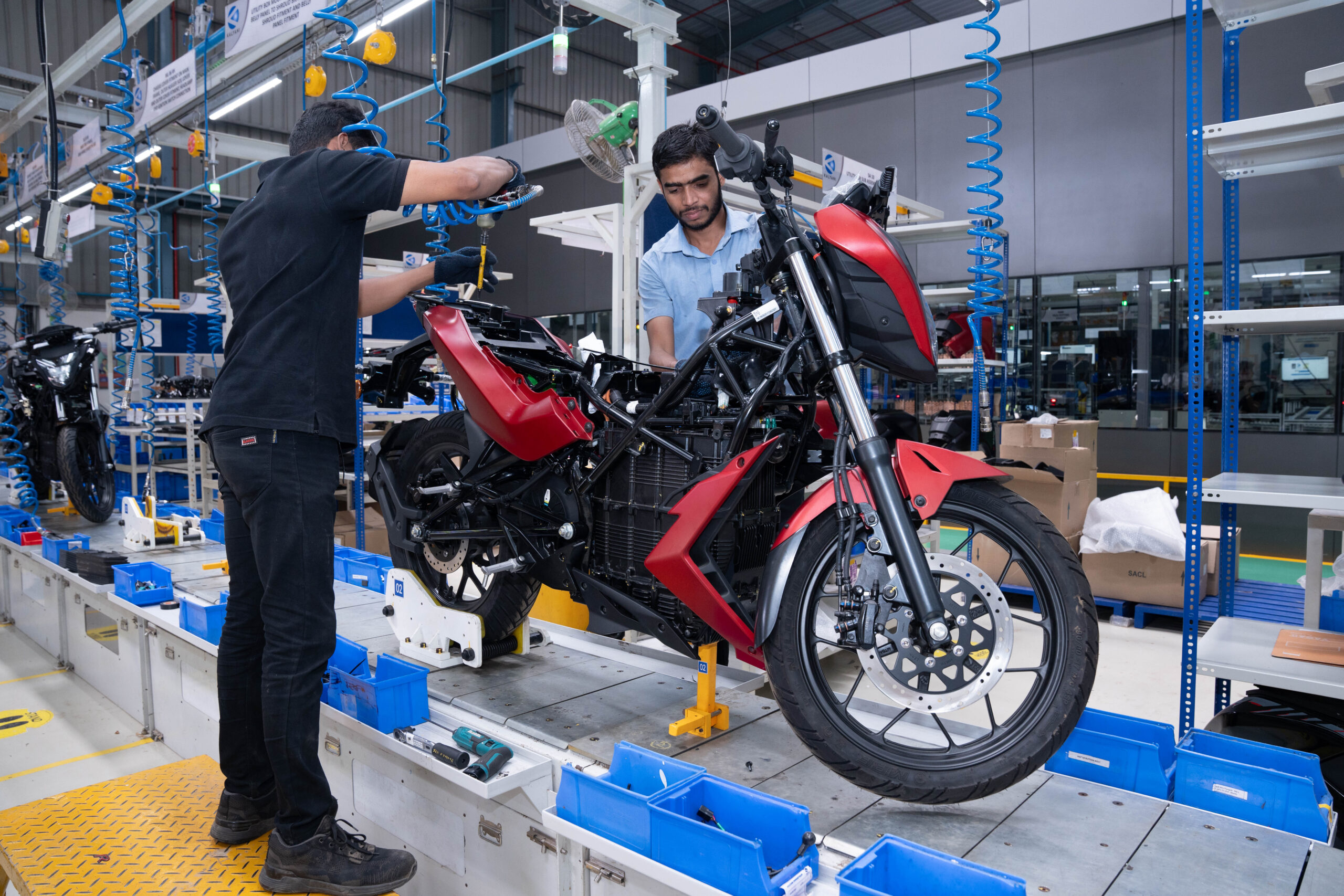 Tork Motors Factory Visit In Chakan Reveals Company's Commitment To EV's (3)
