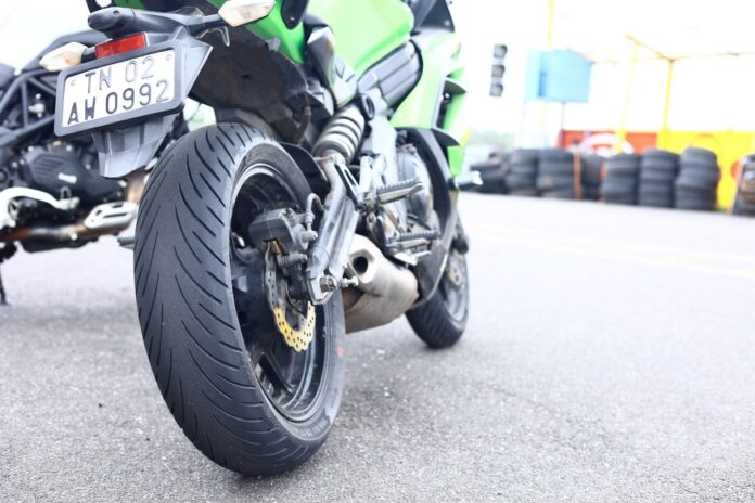TVS Eurogrip Road hound tyre review (6)