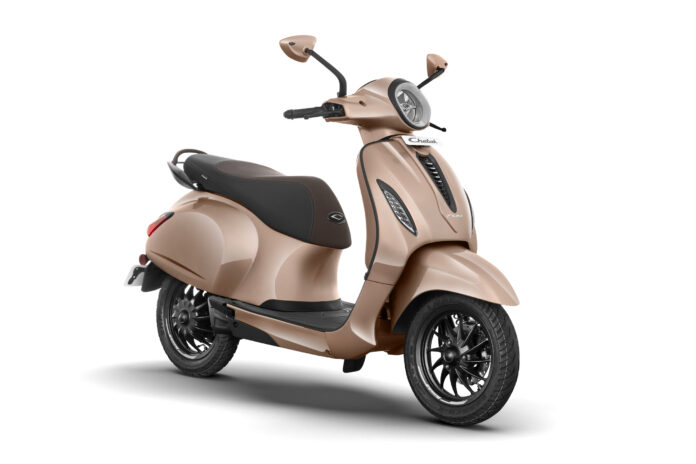 2024 Bajaj Chetak Launched With Connectivity And More Range !
