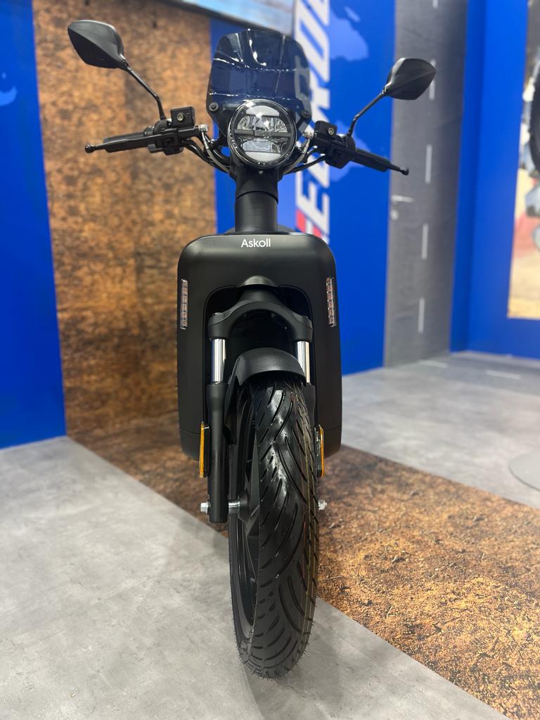 TVS Eurogrip Displays Much Awaited TRAILHOUND SCR And More At EICMA (2)