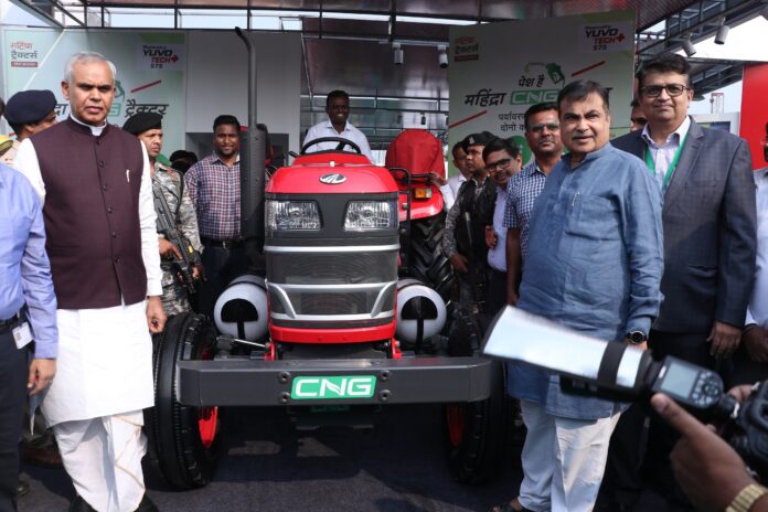 Mahindra CNG Tractor Revealed - Goodbye Diesel
