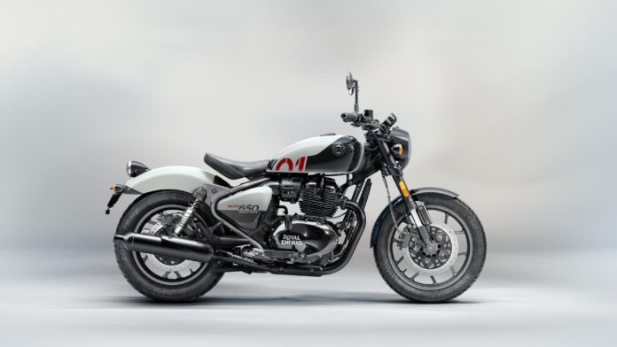 Royal Enfield Shotgun 650 Globally Debuts (2)