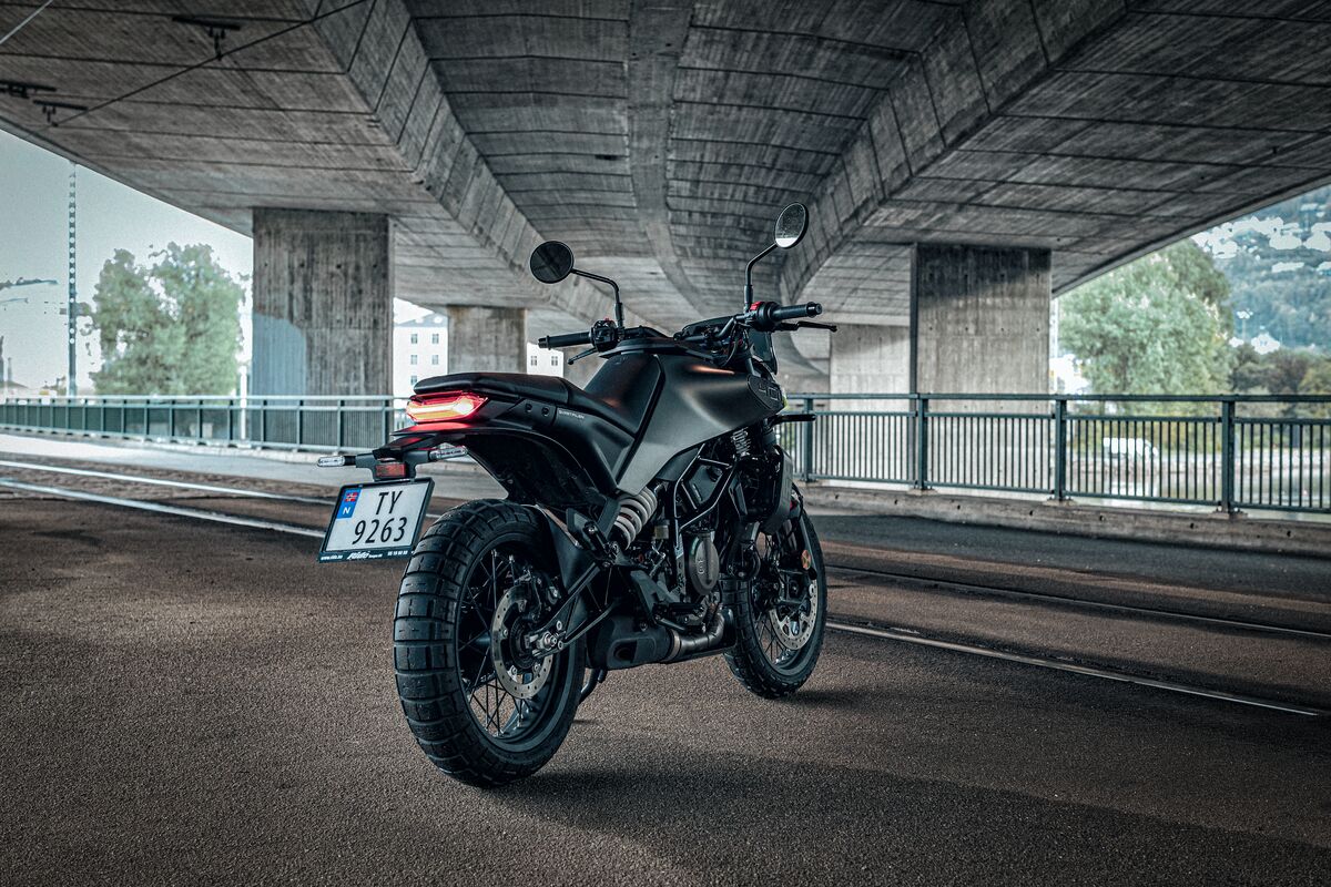 2024 Husqvarna Svartpilen 401