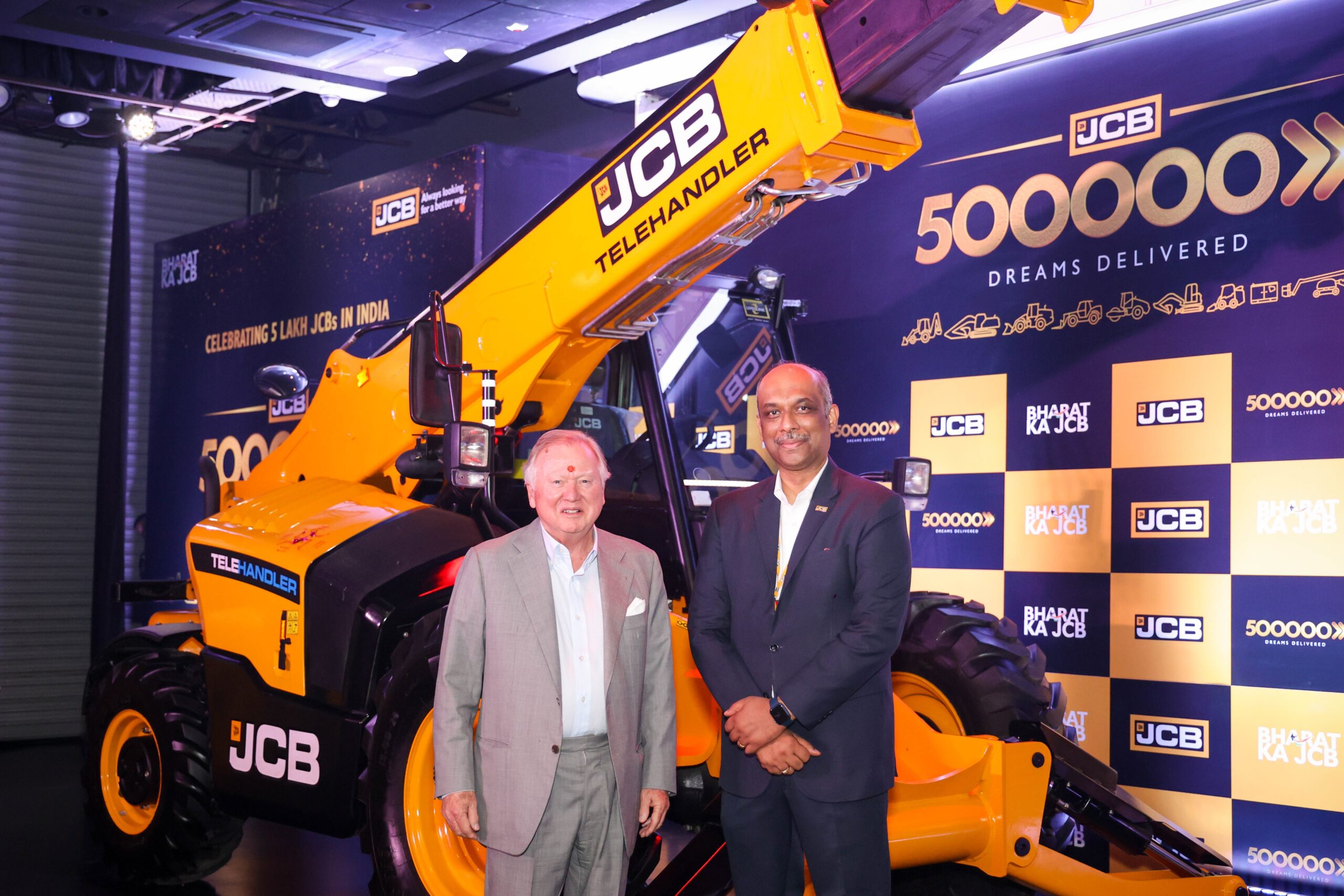 JCB India Sold 5 Lakh Units Of Construction Equipment!