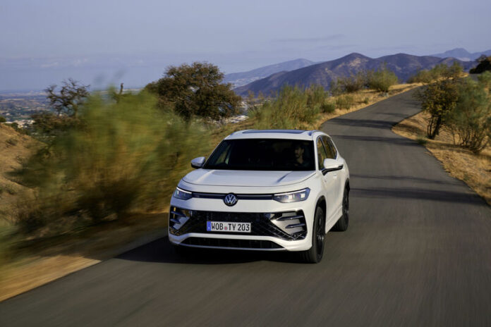 Volkswagen Tayron 7 Seater Revealed - Skoda Kodiaq Cousin (5)