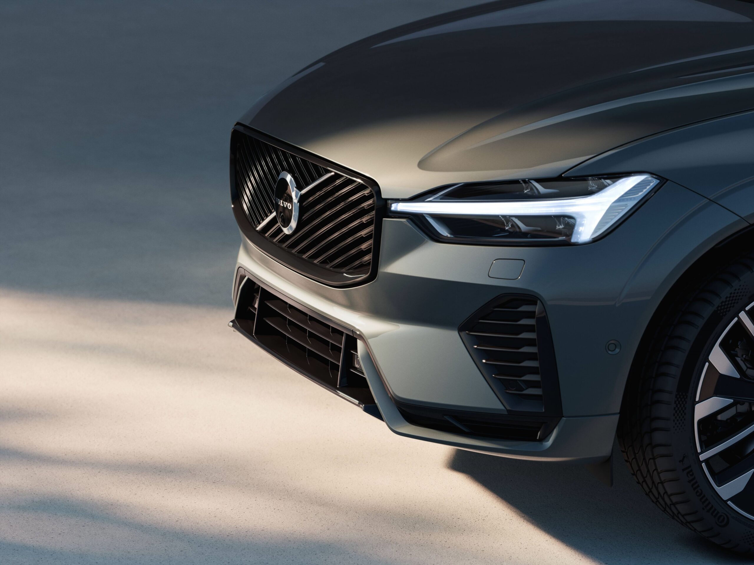 2025 New Volvo XC60