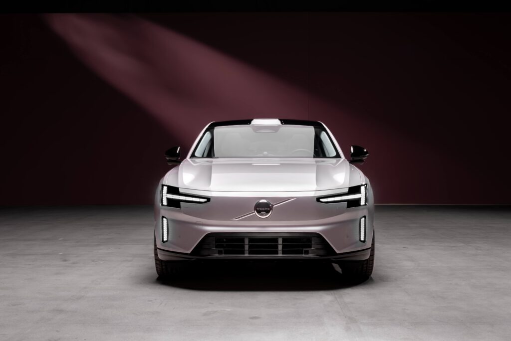 Volvo ES90 Exterior