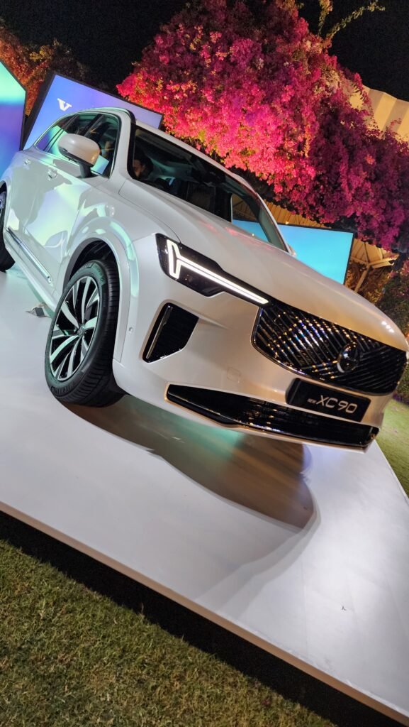 Volvo XC90 2025-india (2)