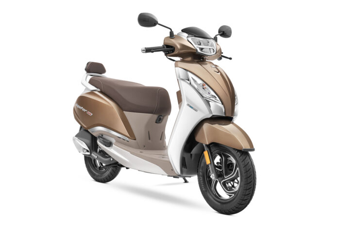 The TVS Jupiter 125 Dual Tone SXC Variant Launched (1)