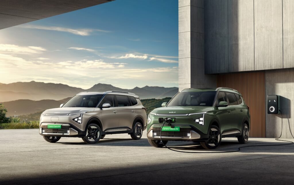 Kia Carens Clavis EV (1)