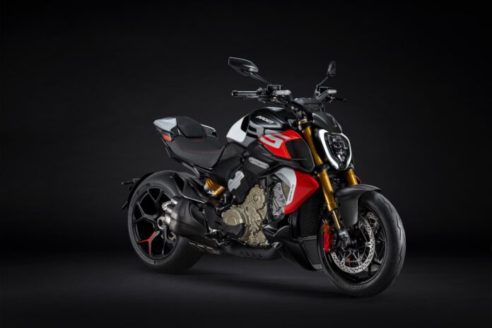 2026 ducati diavel RS