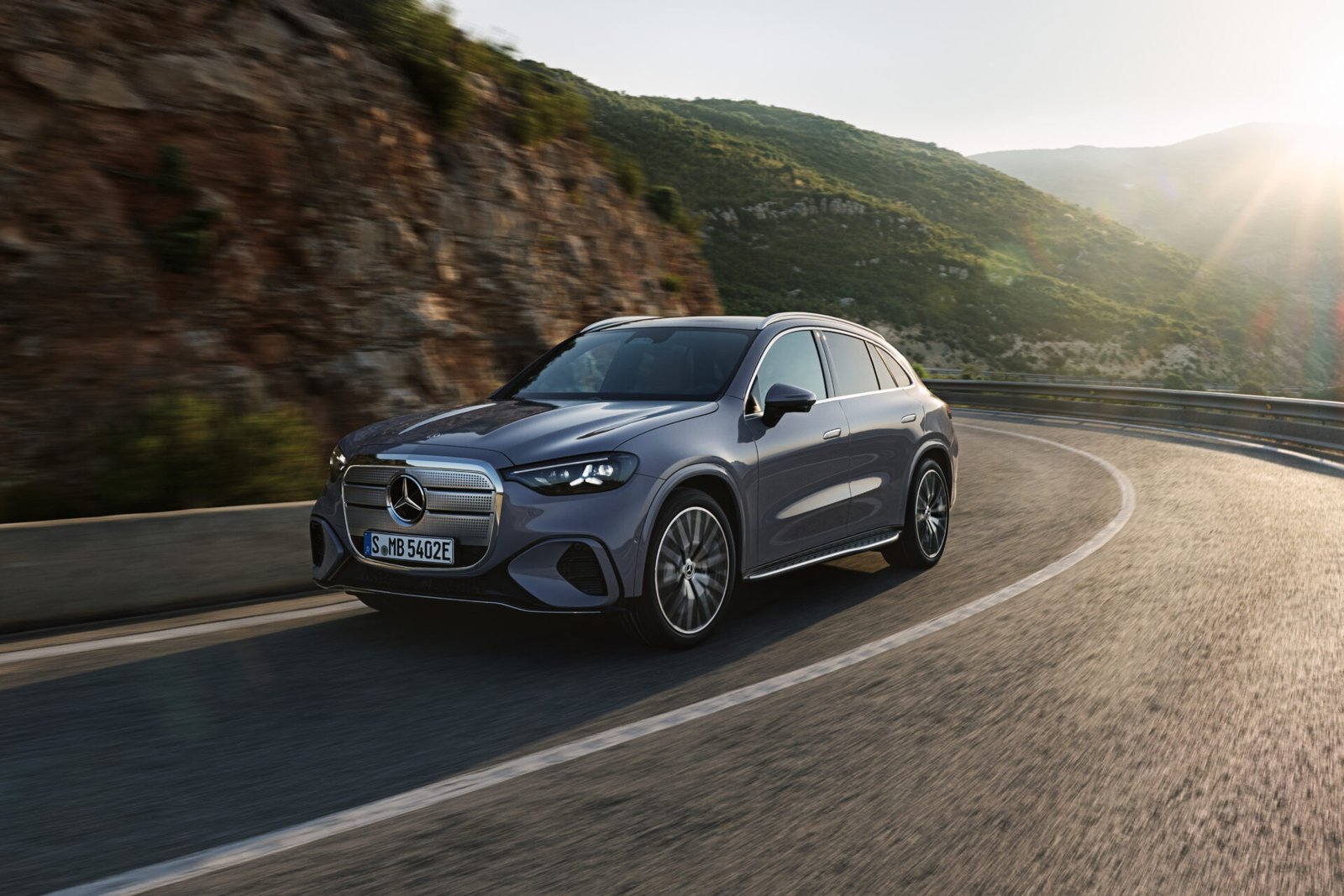 Mercedes-Benz R&D India and TERI Unveil Whitepaper Skilling For EV ...