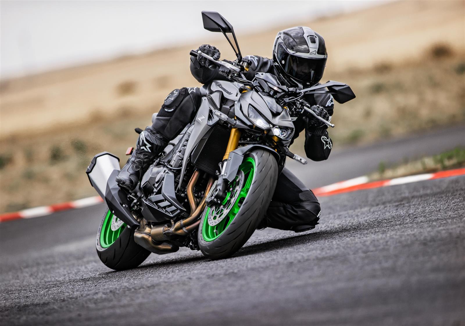 2026-kawasaki-z1100-india (1)