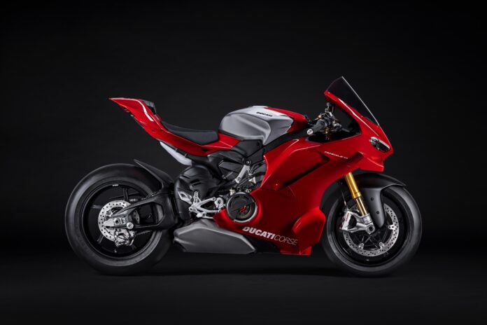 2026_ducati-PANIGALE_V4R (1)