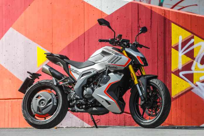 FB mondial Piega 452