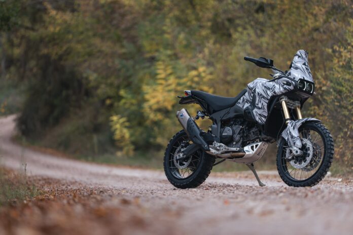 MY26_DUCATI_DESERTX_