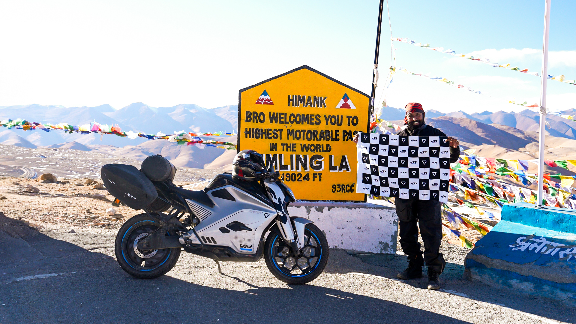 Harish Surampade-ultra-violette-f77