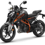729690_MY26_KTM 390 DUKE-Black-front-left_EU_GLOBAL_IMAGES