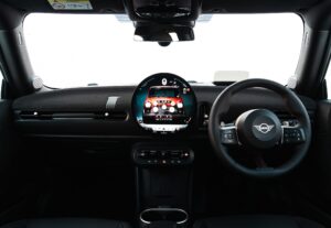 05 The new MINI Cooper S Victory Edition