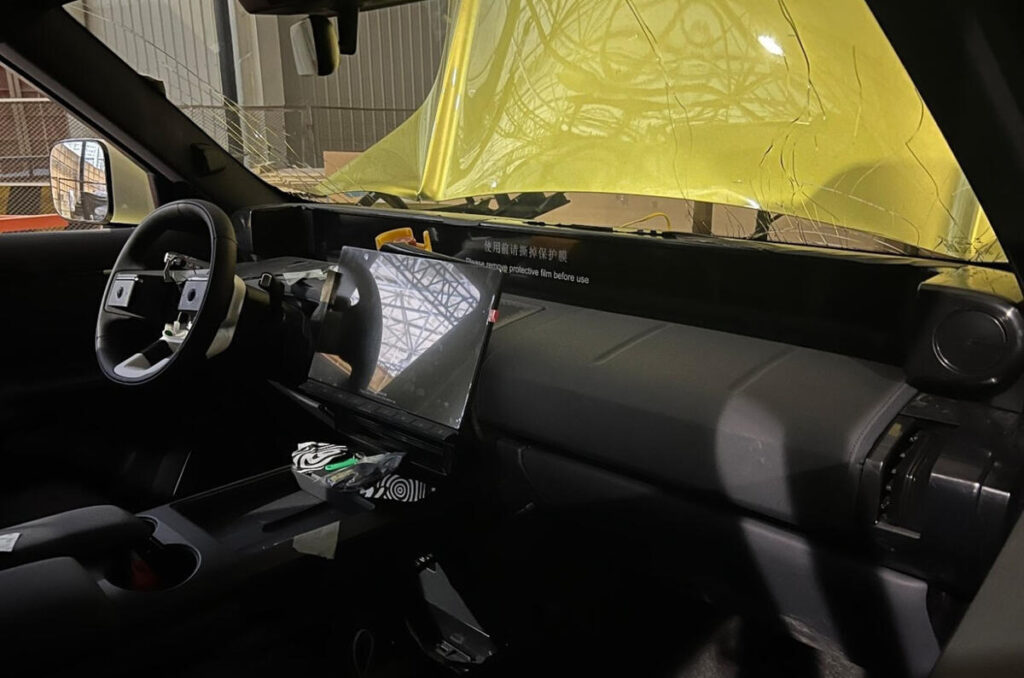 JLR Freelander Spied - Mini Defender With Its Own Aura! (1)